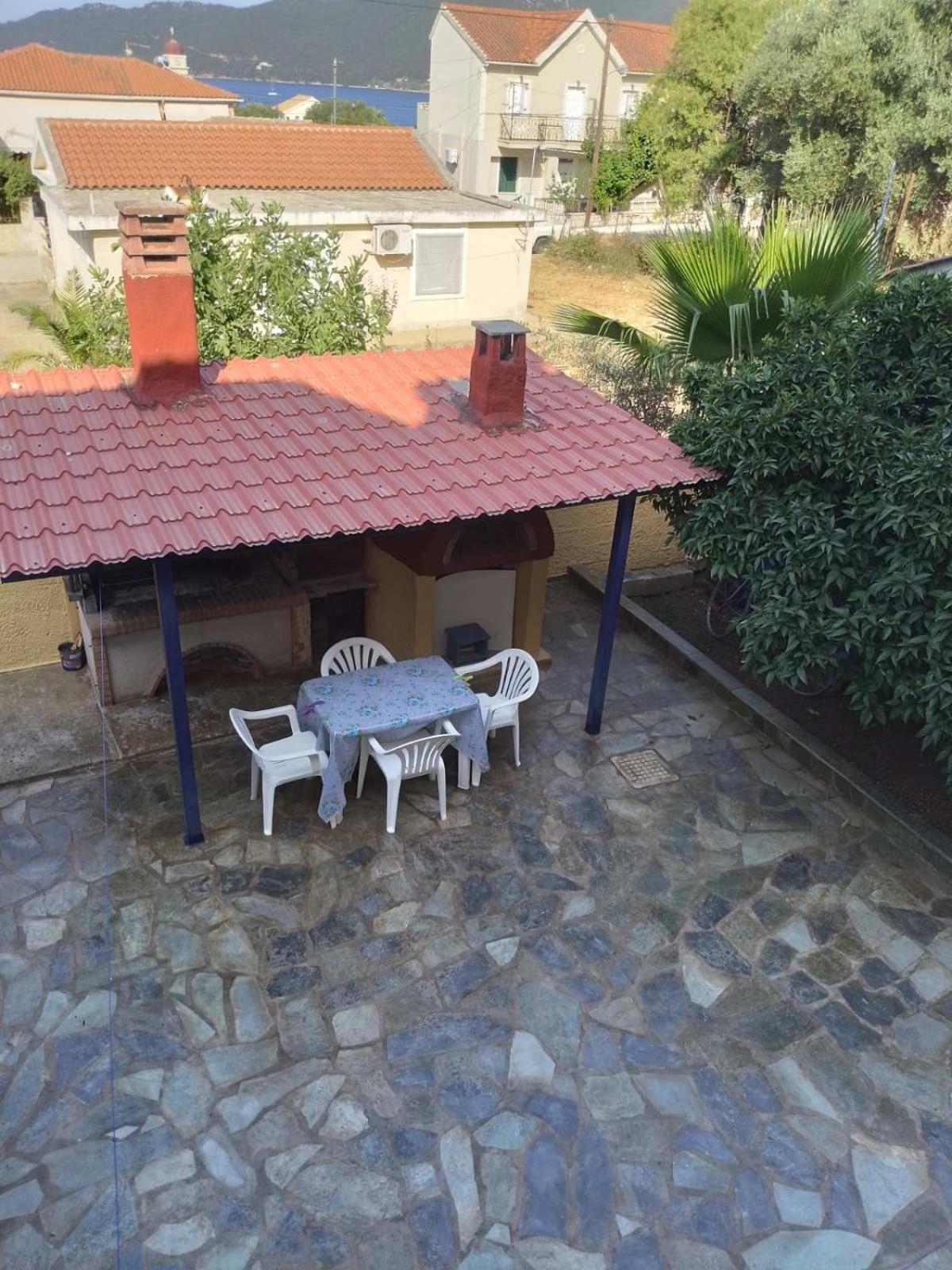 Apartament Kali'S Casa Karavomylos Zewnętrze zdjęcie